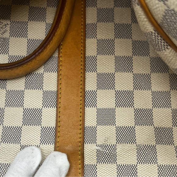 Louis Vuitton Damier Azure double zippered Keepall. - Picture 4 of 16